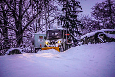 Sněhová radlice na elektromobily Alké